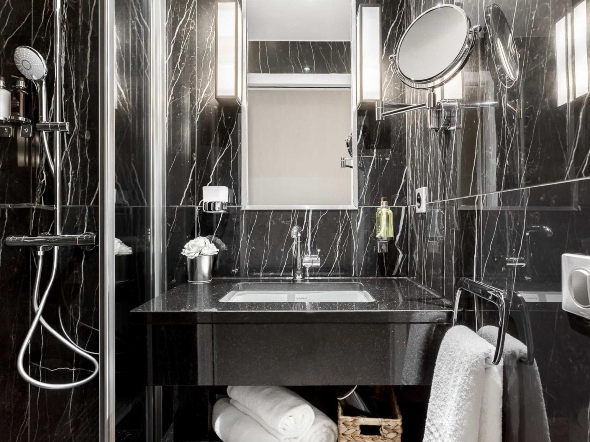 Merveil - Luxury Suite - Louvre - Rambuteau Paris Luaran gambar